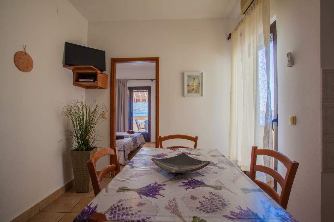 Apartmani Komesic Zubovići Exteriér fotografie