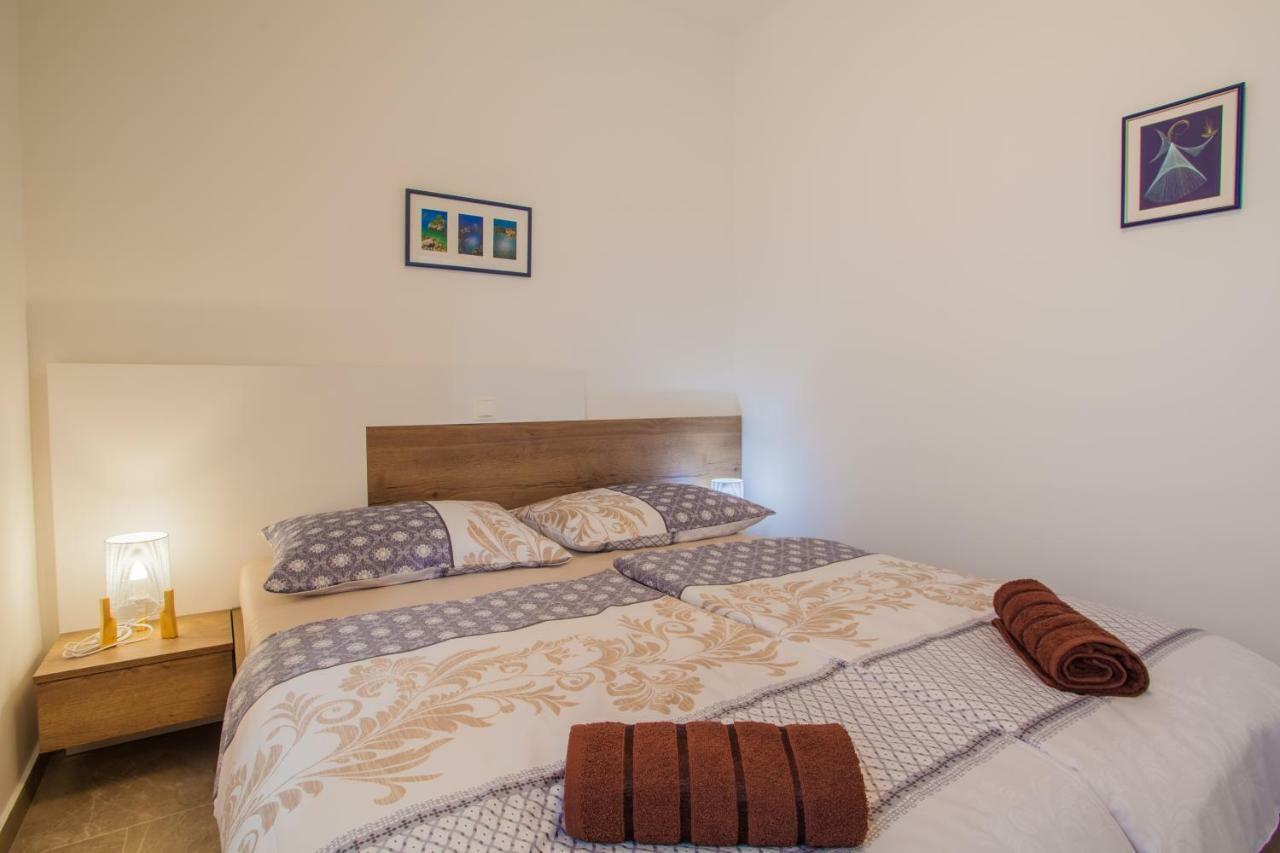 Apartmani Komesic Zubovići Exteriér fotografie