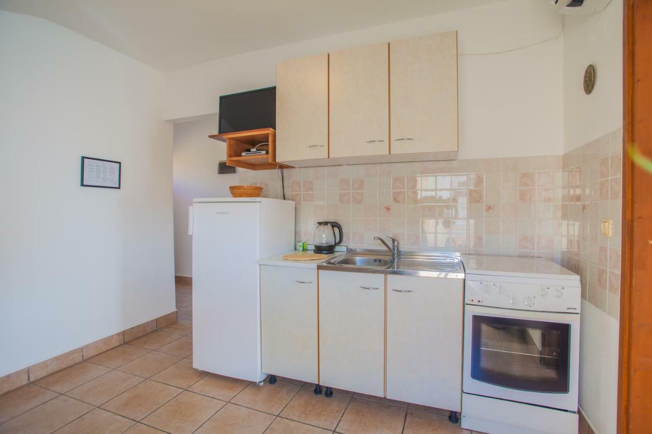 Apartmani Komesic Zubovići Exteriér fotografie