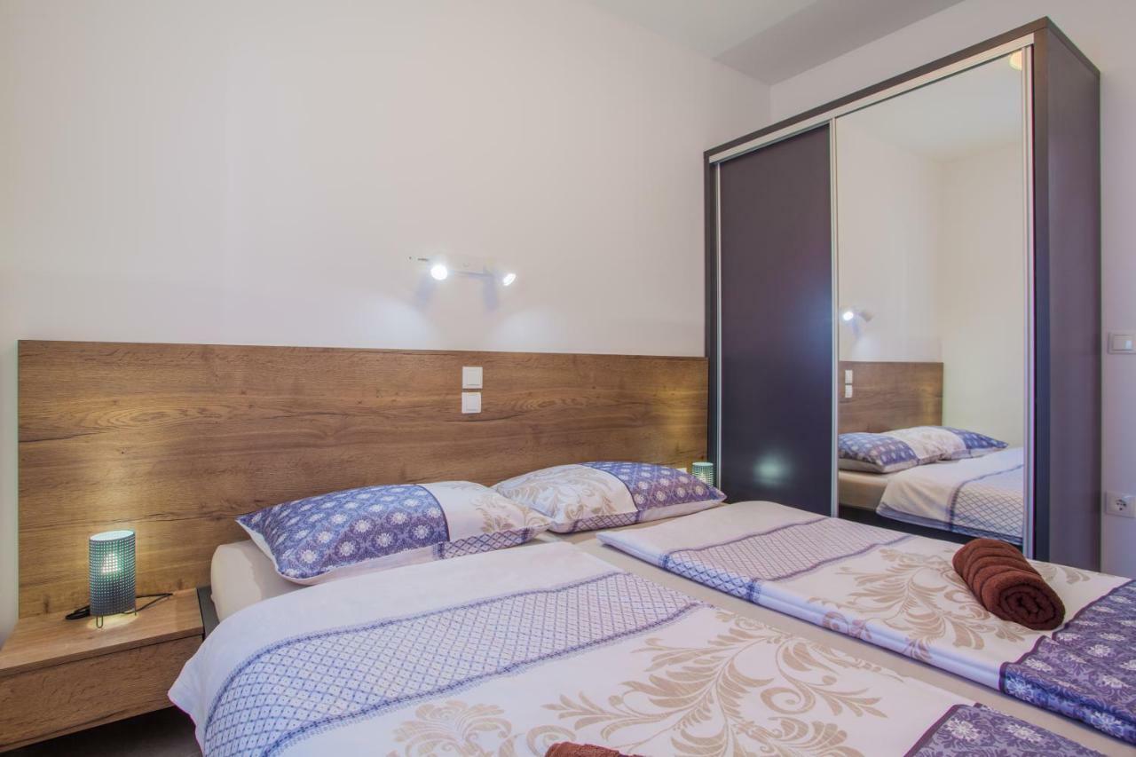 Apartmani Komesic Zubovići Exteriér fotografie